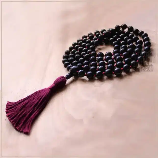 onyx knotted mala beads